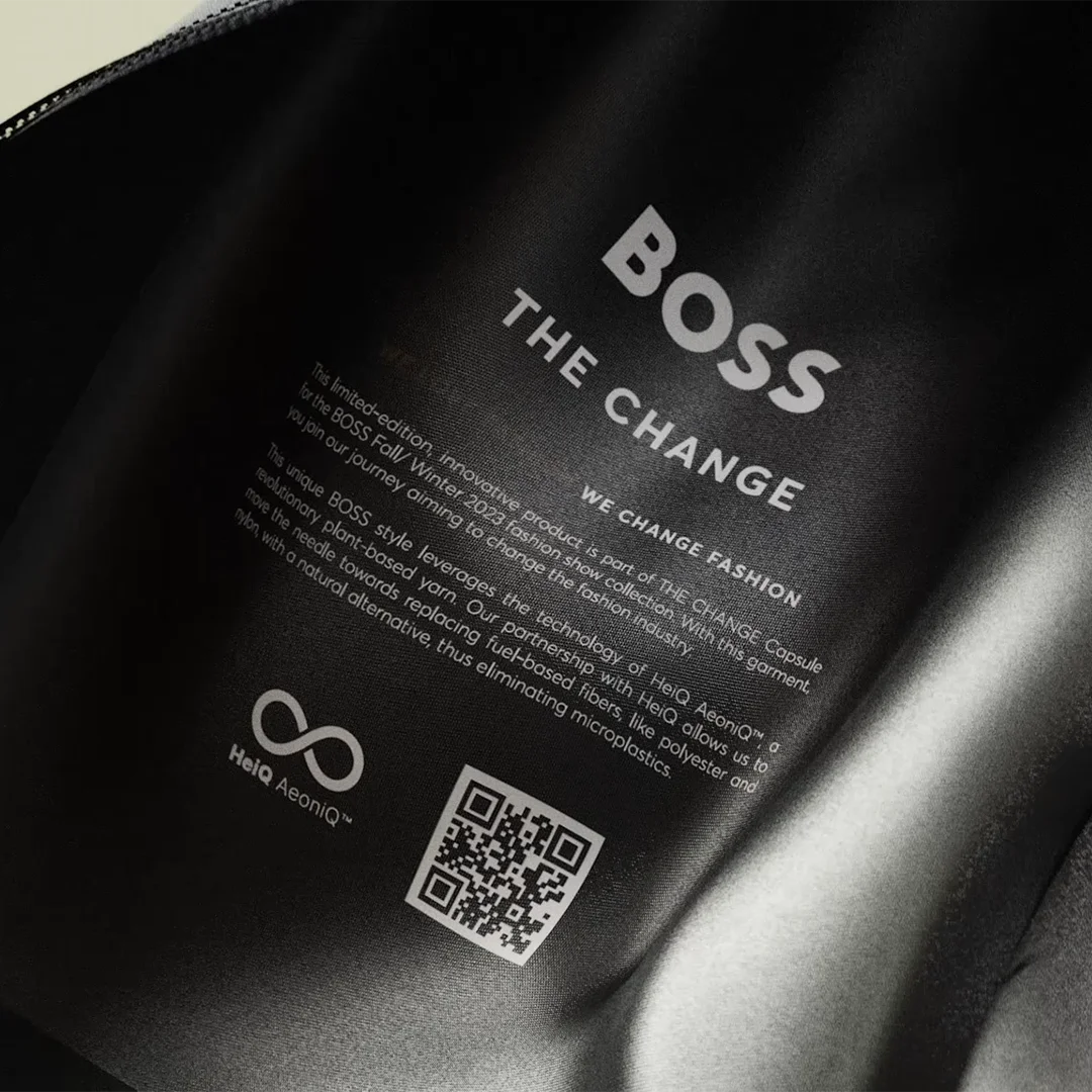 Schwarzes BOSS Pflegeetikett